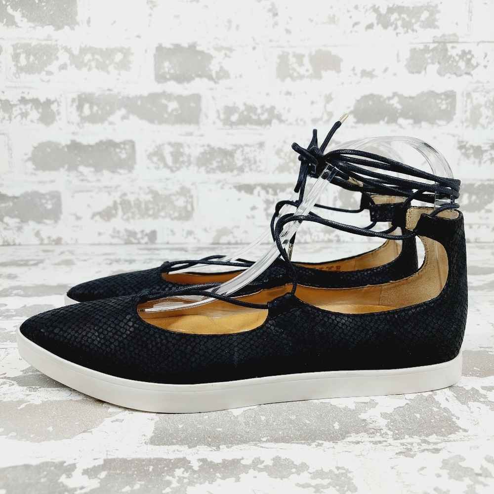 Dr. Scholl's Black Flats with White Sole
